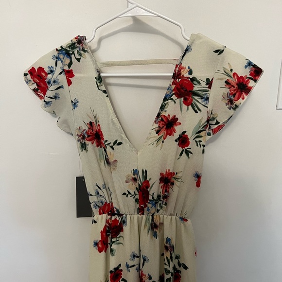 Women’s floral ruffle dress - Picture 3 of 6